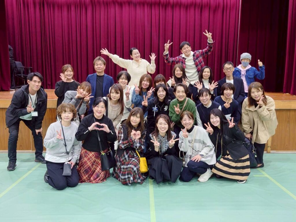 メインサポーターのお二人と応援サポーターの仲人さん達